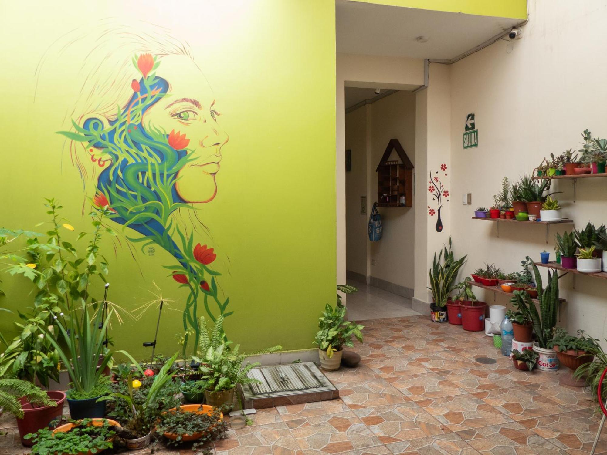 Moicca Youth Hostel Iquitos Bagian luar foto